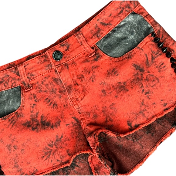 Rat Baby ladies red shorty shorts size 5 - Picture 8 of 9